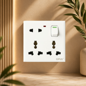 OPUS 13A 6 Pin Multi Socket With Switch